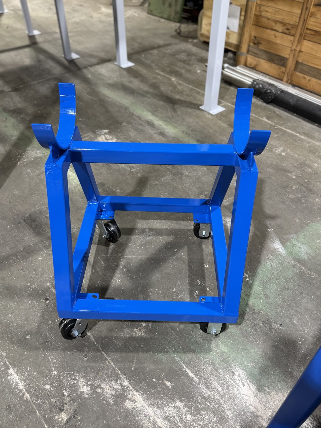 The blue painted cradle cart from the front